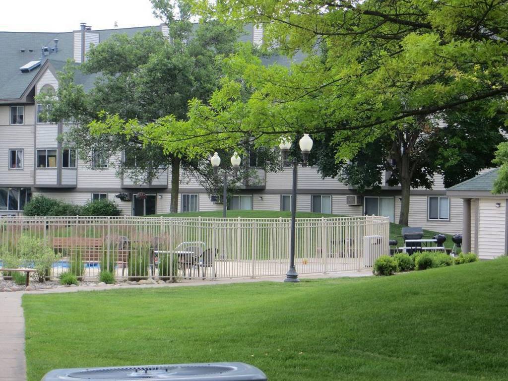 Events Happening At Emerald Pointe