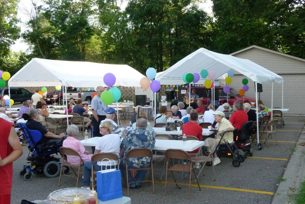River Oaks Invites You To National Night Out