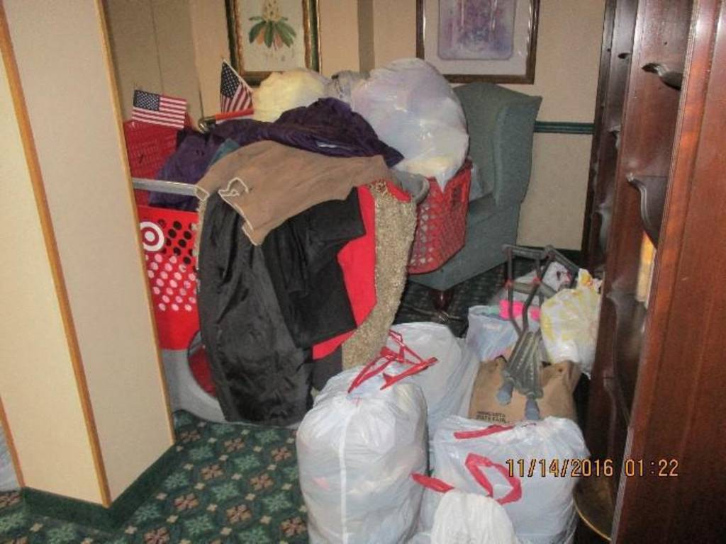 Summit Oaks Residents Do Amazing Things For The Community
